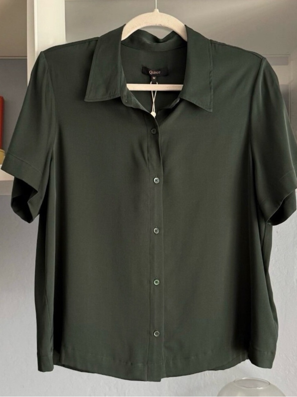 Quince Washable Stretch Silk Short Sleeve Blouse Shirt Forest Green M Button-up